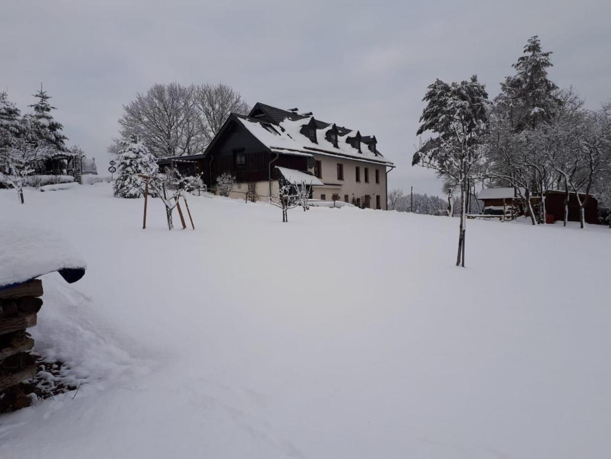 Ferienwohnung Huegelhaus Plütscheid المظهر الخارجي الصورة